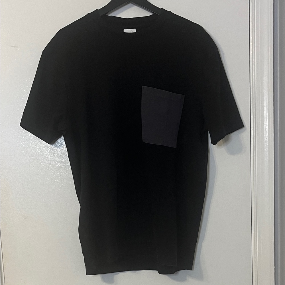 Zara Black Short Sleeve L Tee with Pocket